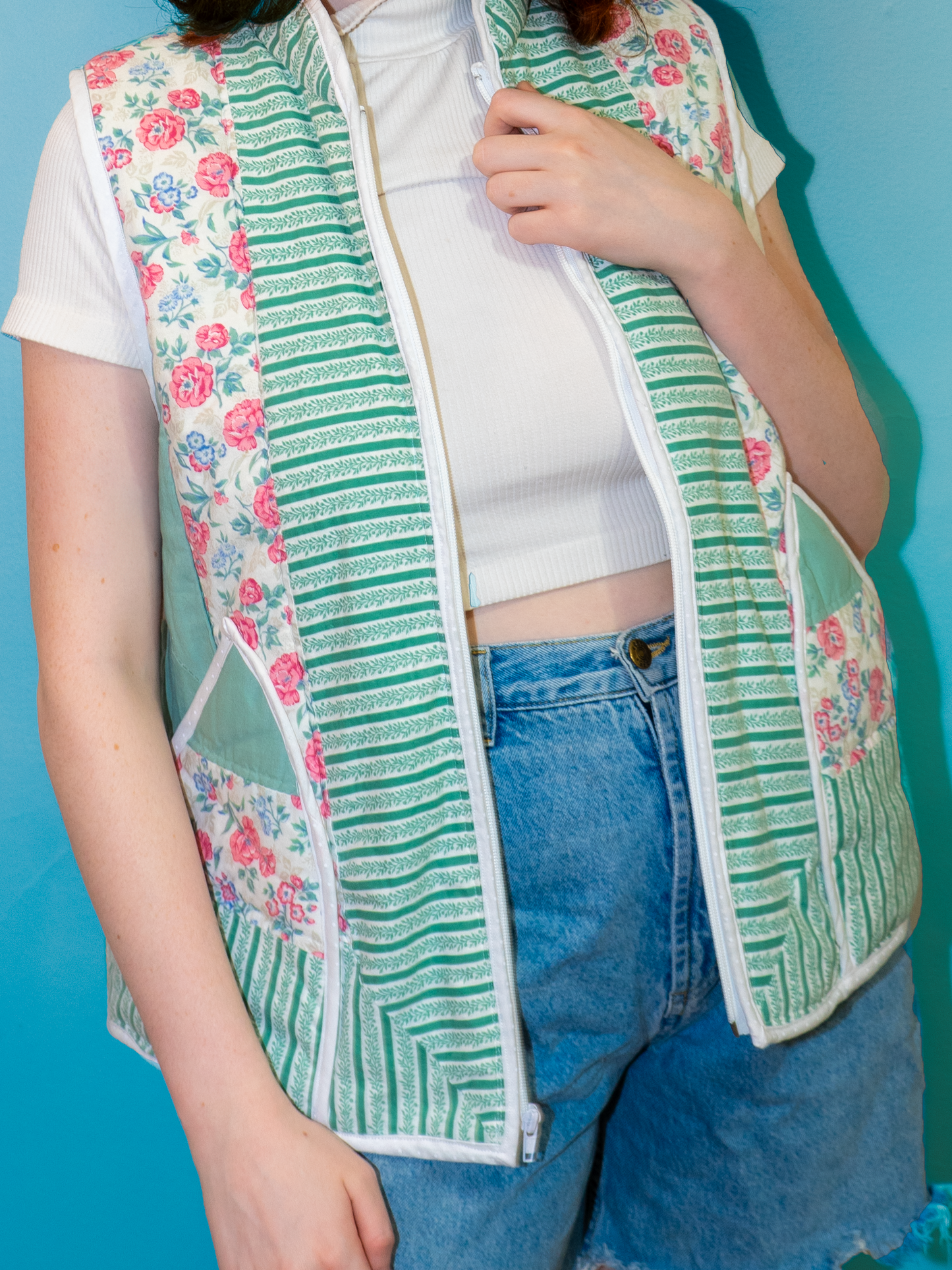 Rosy Zip-up Vest